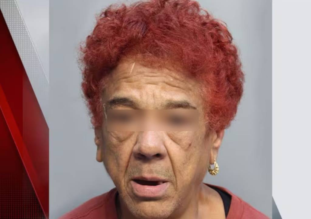 ¡Indignante! Arrestan a ABUELITA por 4BUS4R de adolescente de 17 años; decía que se ‘sentía sola’