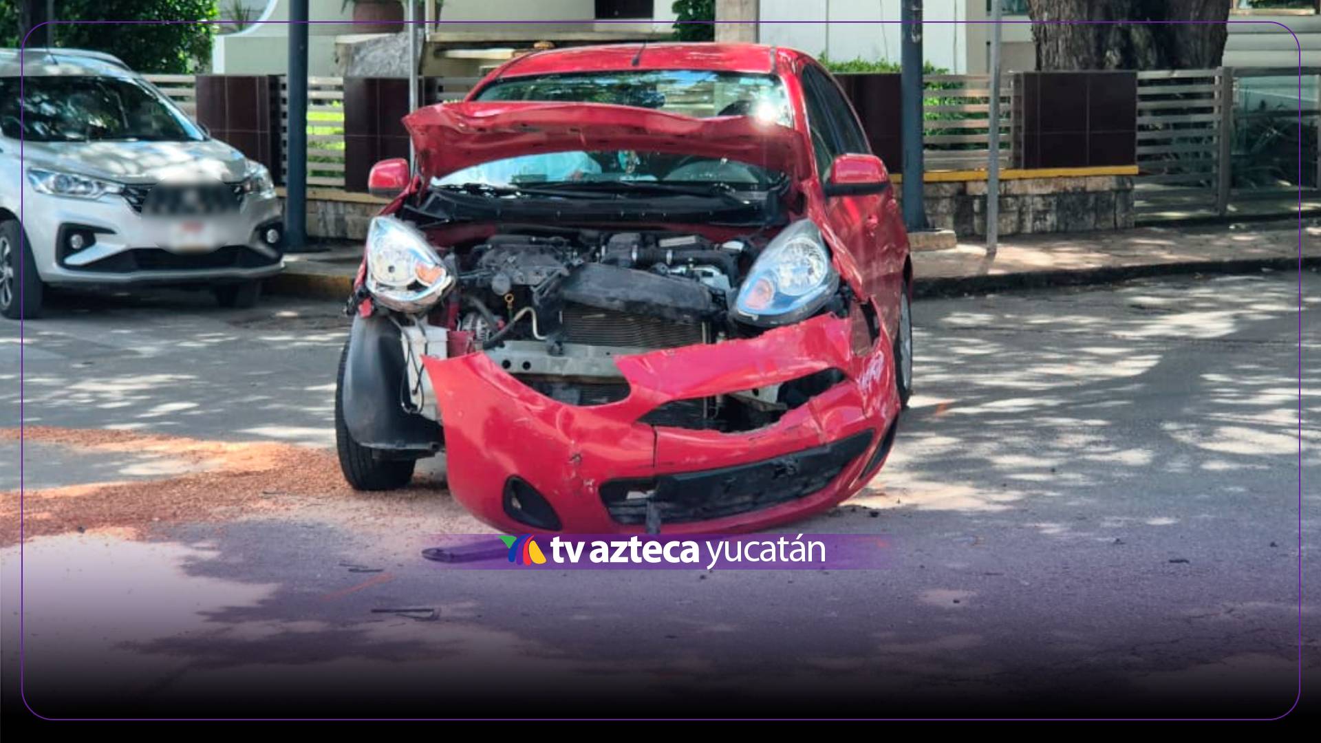 Por querer pasarse el semáforo, conductor provoca FUERTE ACCIDENTE HOY en la Av. Yucatán y genera congestión vial