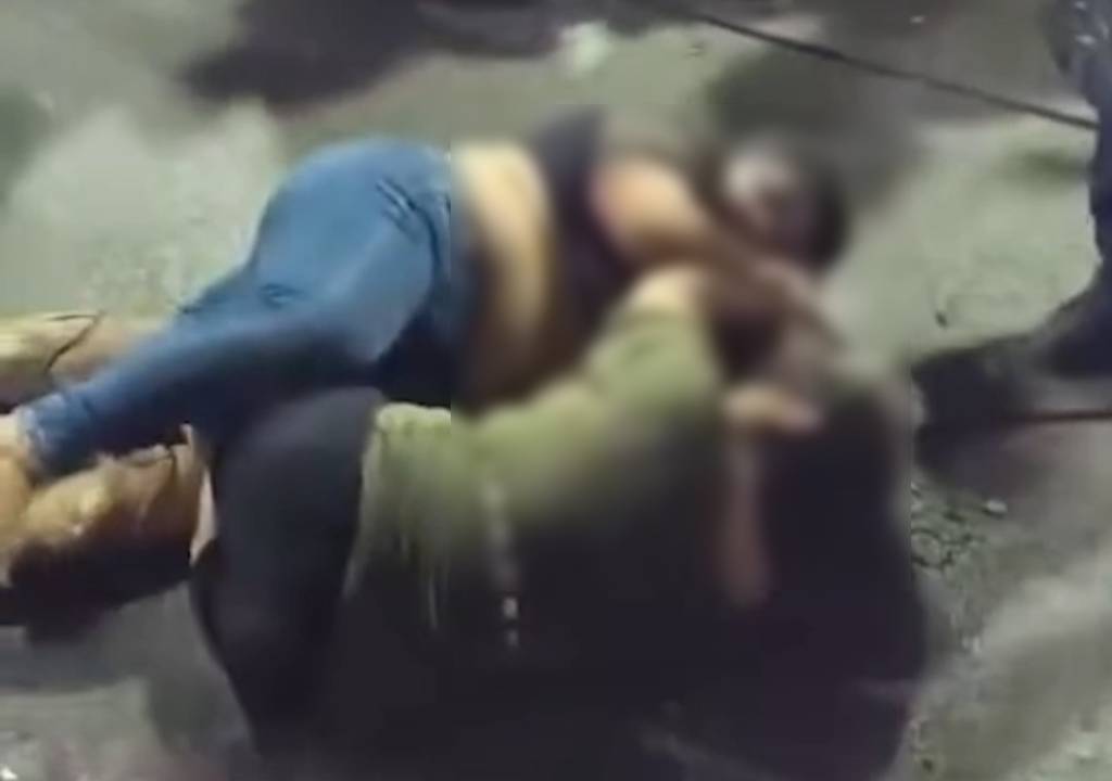 VIDEO: MUJERES protagonizan BRUTAL PEL3A en pleno evento en Hoctún, Yucatán